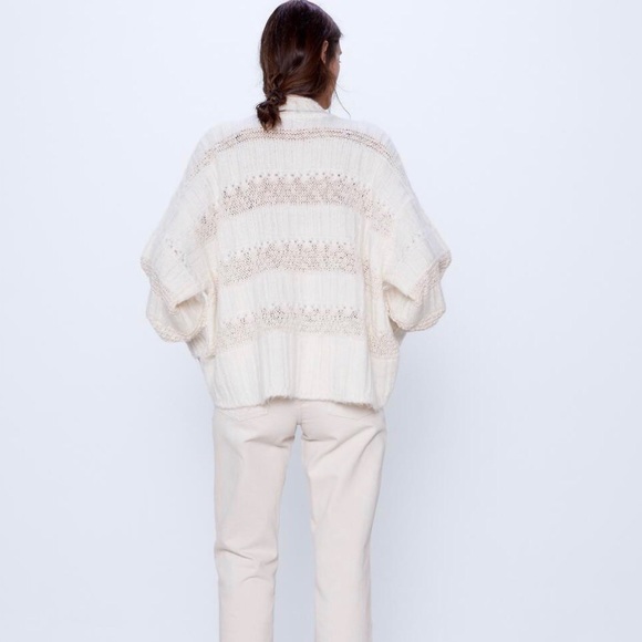Lace sweater knit creamy white long sleeve top - Picture 4 of 9